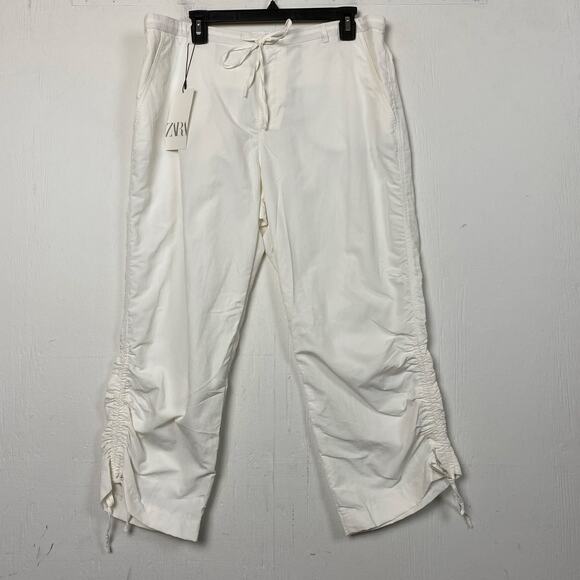 Zara Pants - Zara White Ruched Leg Crop Pants Size Extra Large